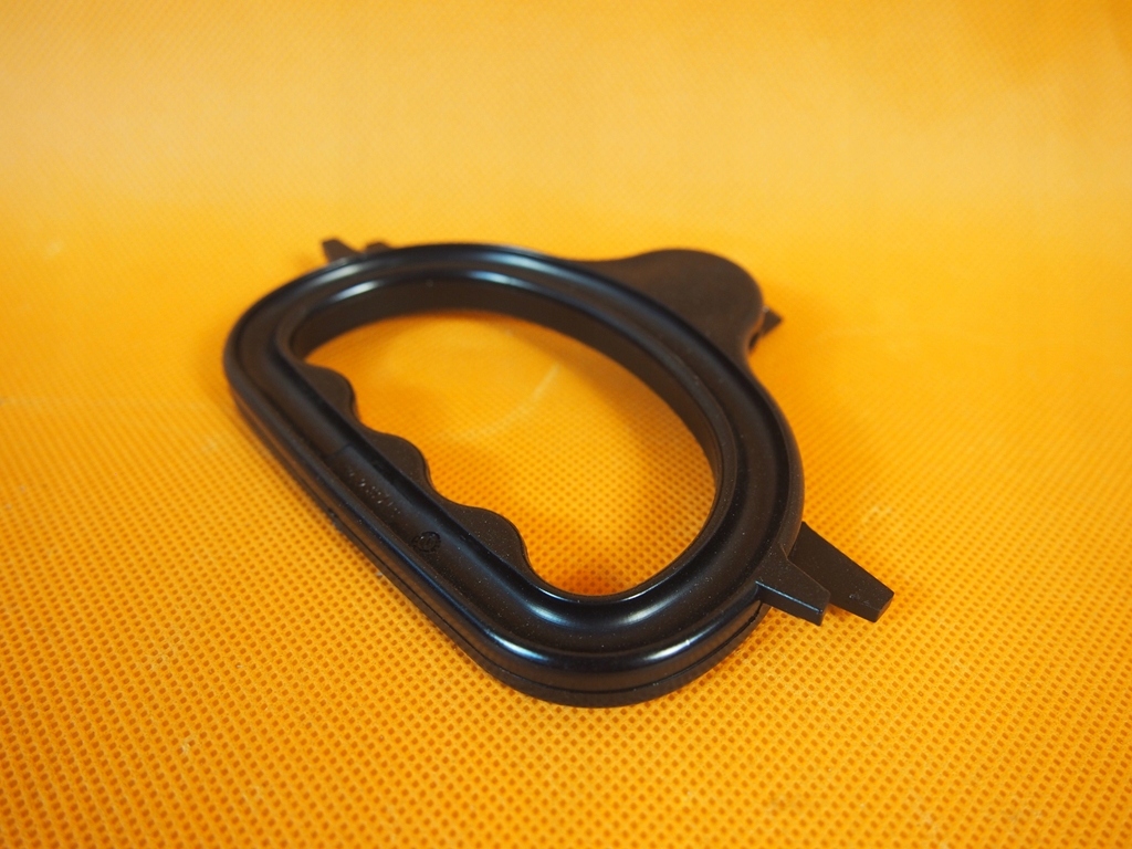 фото №1, Audi tt 8s cabrio ручка открывания крыша