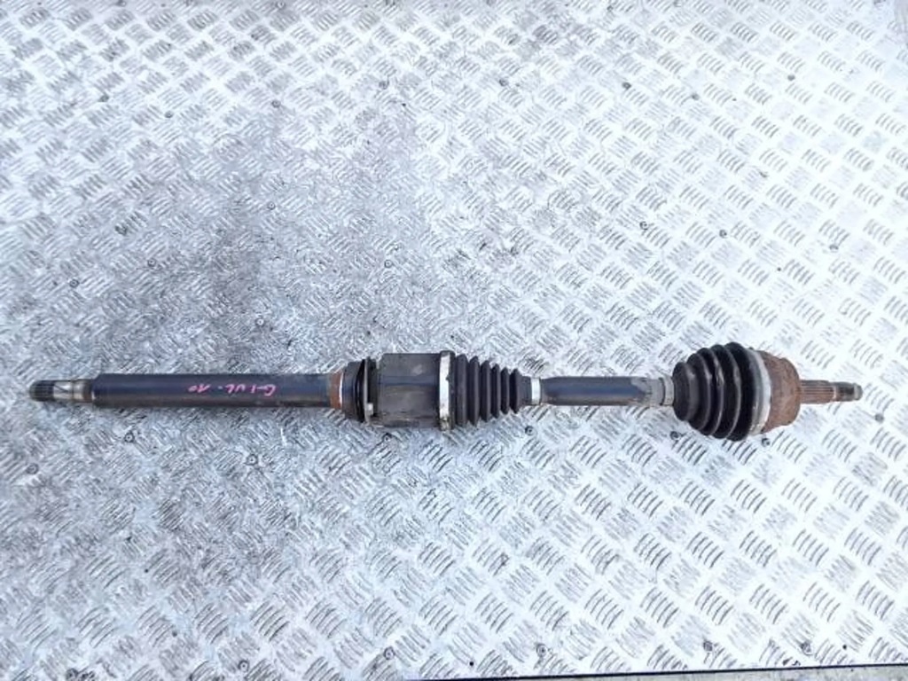 фото №1, Приводной вал правая alfa romeo giulietta 2.0 jtdm