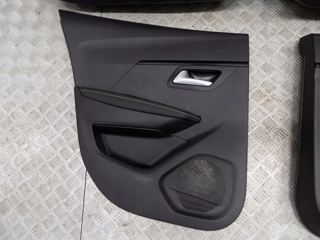 фото №6, Peugeot 208 ii gt обшивка обшивки обивка дверь