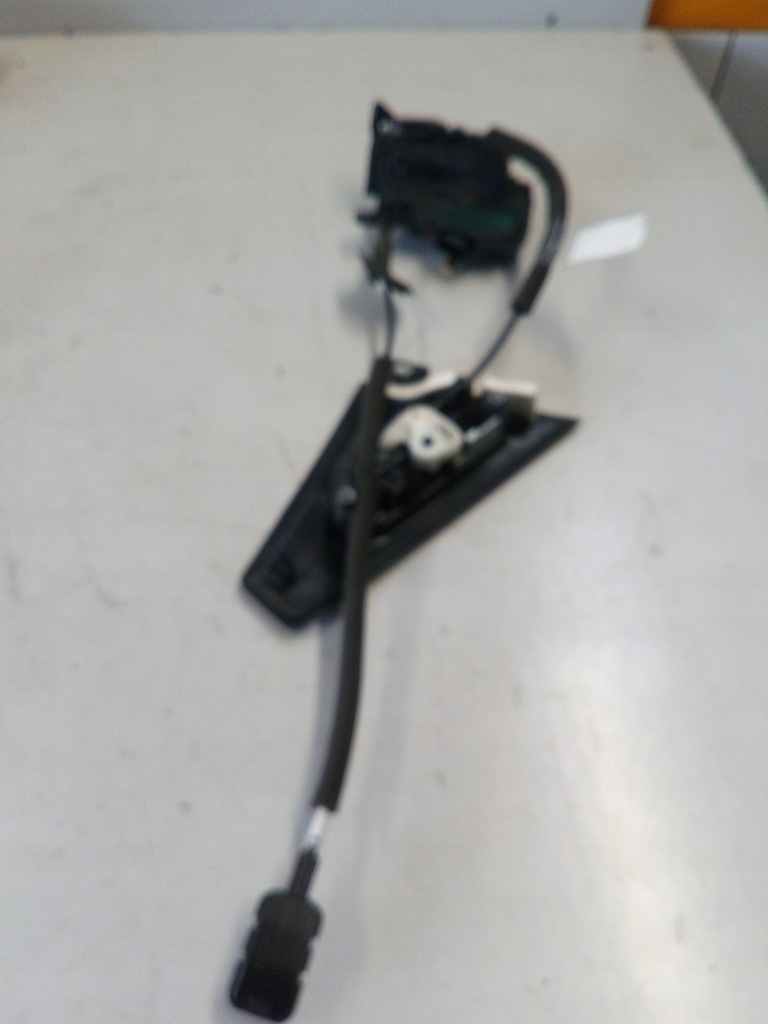 фото №4, Renault clio iv 14 замок ручка дверь правый задняя 825002104r