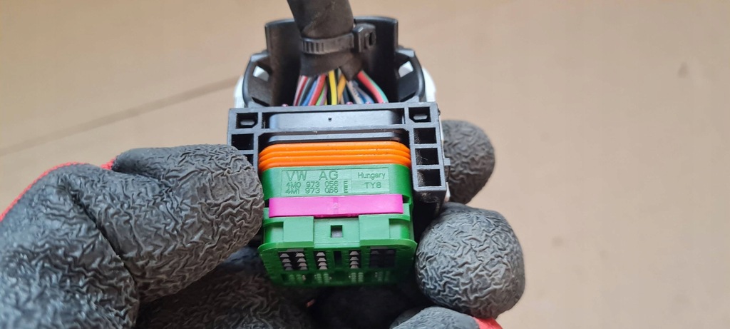 фото №6, Sq8 4m rsq8 q8 штекер колодка соединитель двигателя 4.0 tfsi 4m0973056e sq7 4m q7