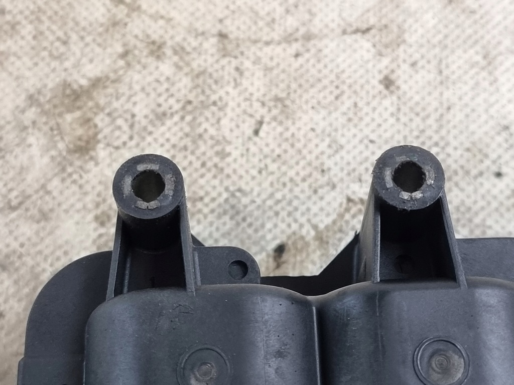 фото №13, Катушка зажигания оригинальный номер 0221503025 peugeot 106 1.0