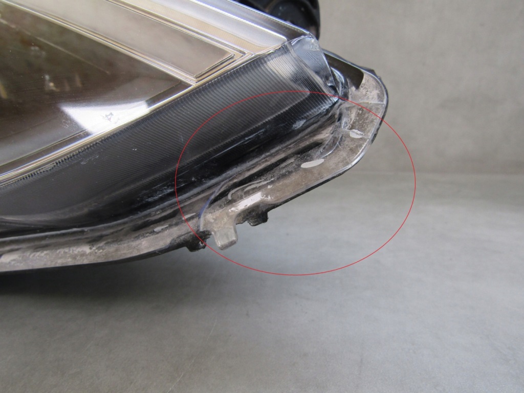 Фара перед tesla s рестайлинг  led 16-20 rh правый  00202039 Оригинал