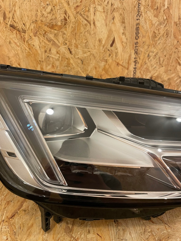 Фара правый  full led audi a4 8w америка! Доставка