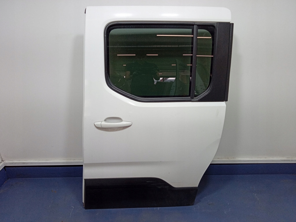 фото №1, Peugeot rifter berlingo iv дверь боковой сдвижные левая ewp