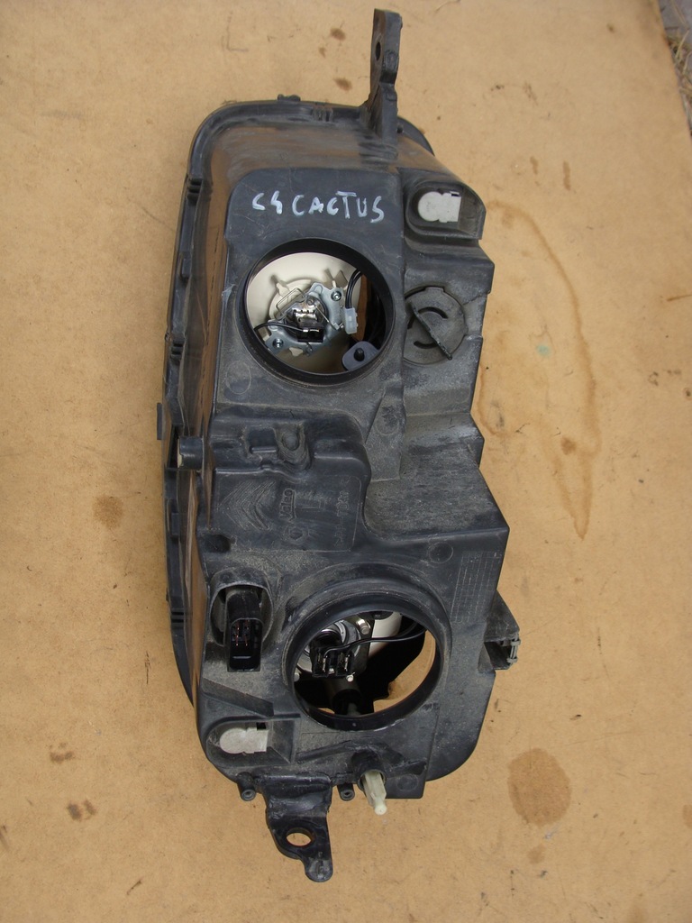 фото №10, Лампа фара левая левый перед citroen c4 cactus 14-17 r.