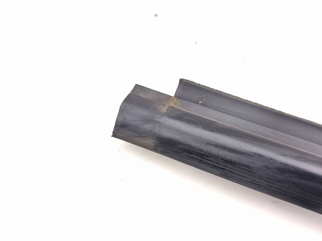 фото №7, Suzuki vitara ly 2023 молдинг скло задній