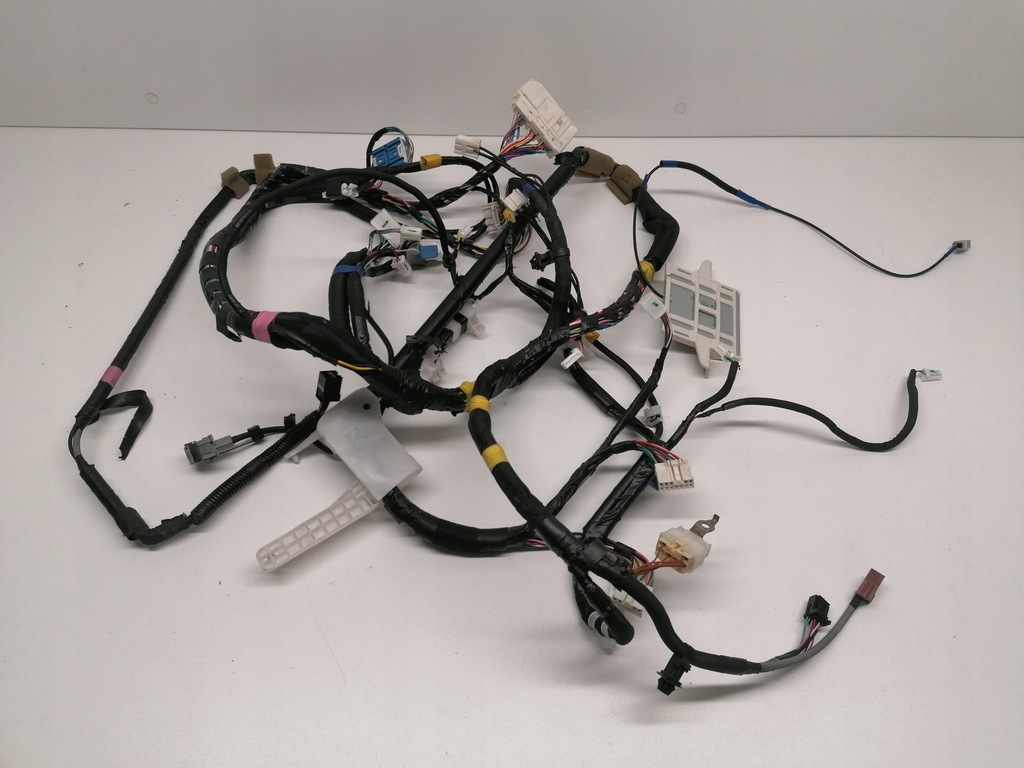 фото №1, Toyota land cruiser 150 электропроводка консоли панели