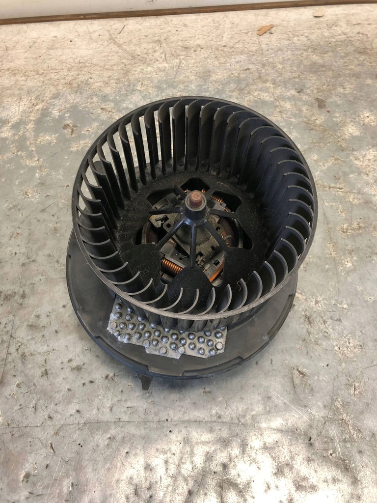 фото №1, Повітродувка вентилятора vw passat cc lift 3c0907521f