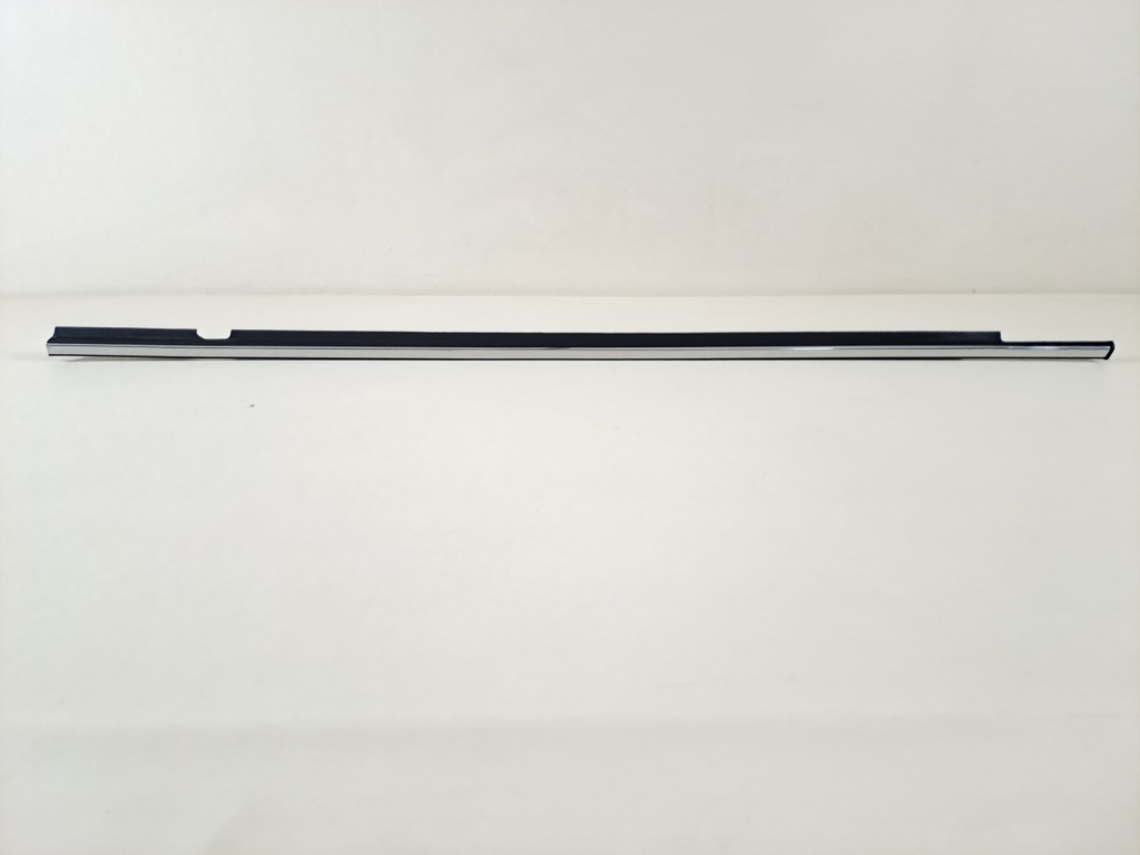 фото №1, Suzuki sx4 s-cross 18r lift 1.4t молдинг двері хром зовнішня лівий перед