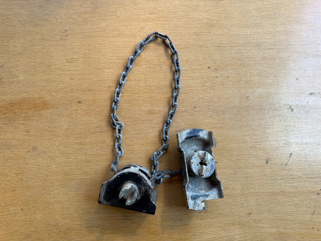 Купити Toyota hilux viii підйомник колеса запасного докатка