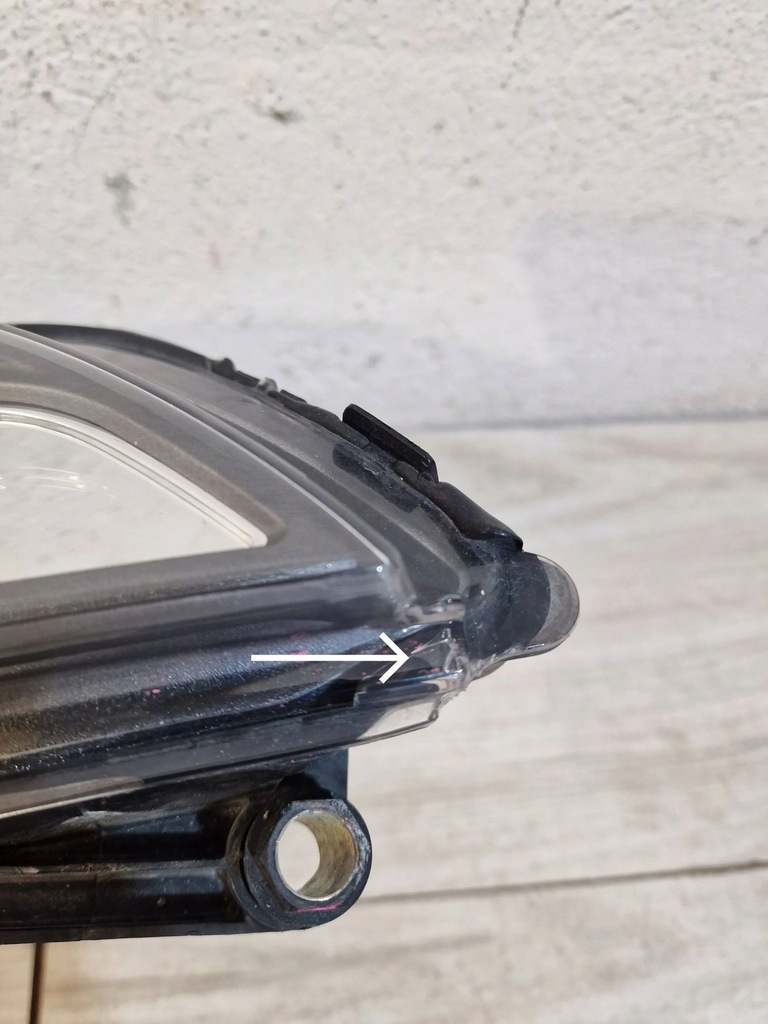 фото №9, Ferrari ff f151 11-16 ксенон+ led права лампа eu