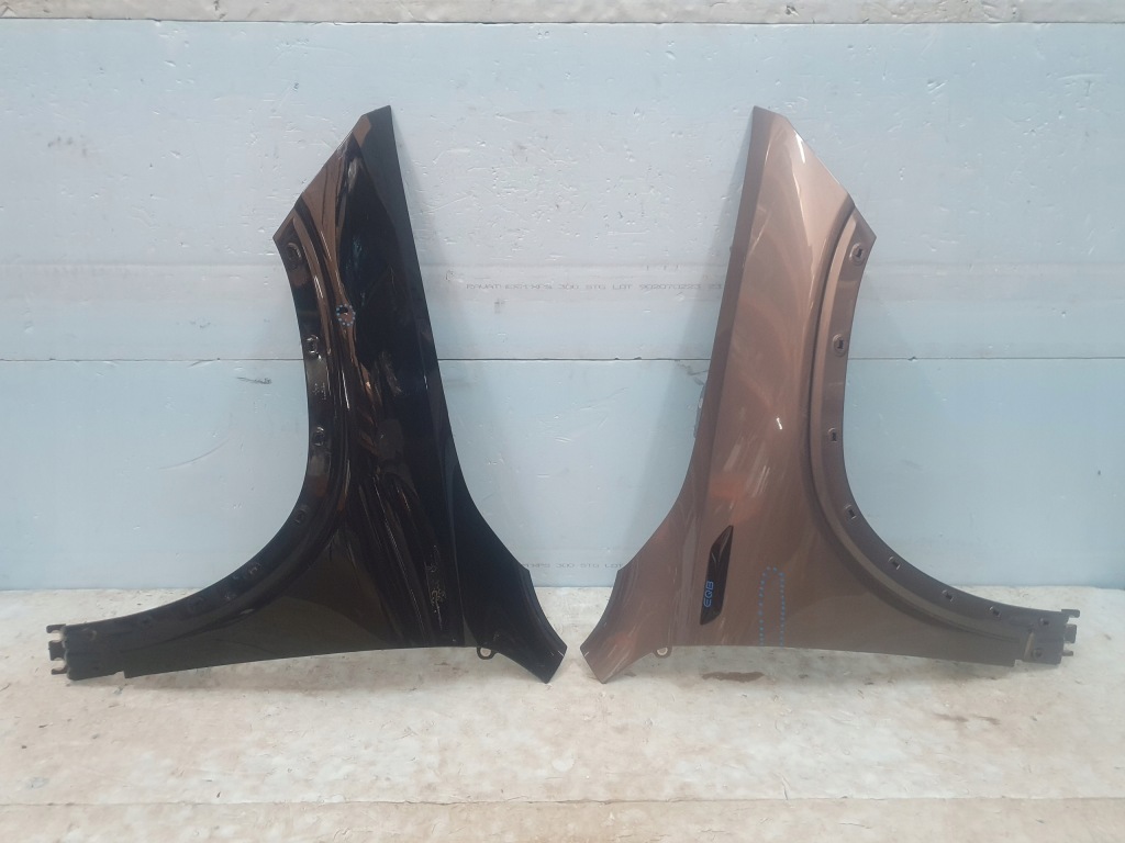 фото №1, Крила mercedes eqb w243 x243 правий перед передній
