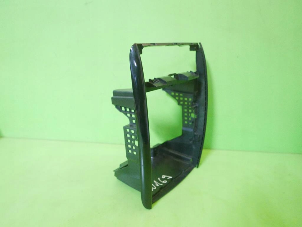 фото №2, Рамка панели радио mercedes w169 a170 04-08