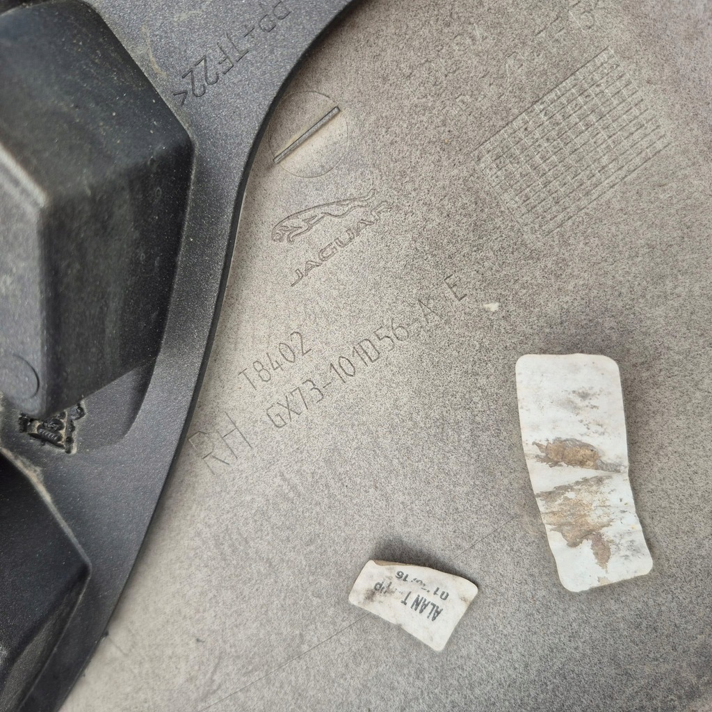 фото №10, Jaguar xe 15-24 поріг правий молдинг поріг права