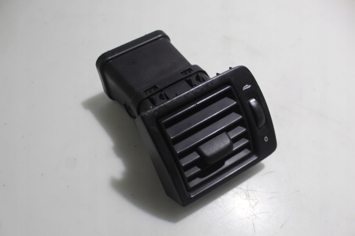 фото №3, Решётка обдув правая volvo s40 ii