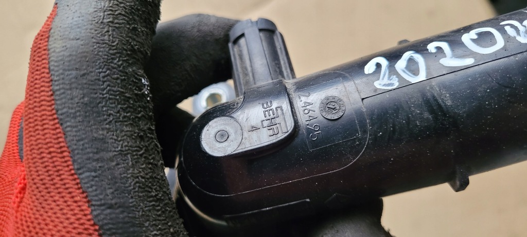 фото №10, Jeep wrangler jk корпус термостата термостат 3.6 l 05184651ah