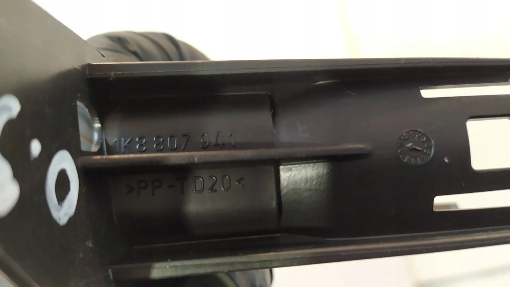 фото №2, Кронштейн розпилювача фара vw scirocco