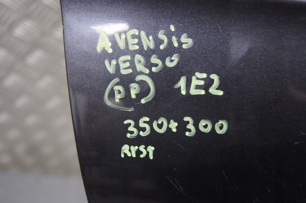 фото №11, Avensis verso 1e2 дверь правое передние