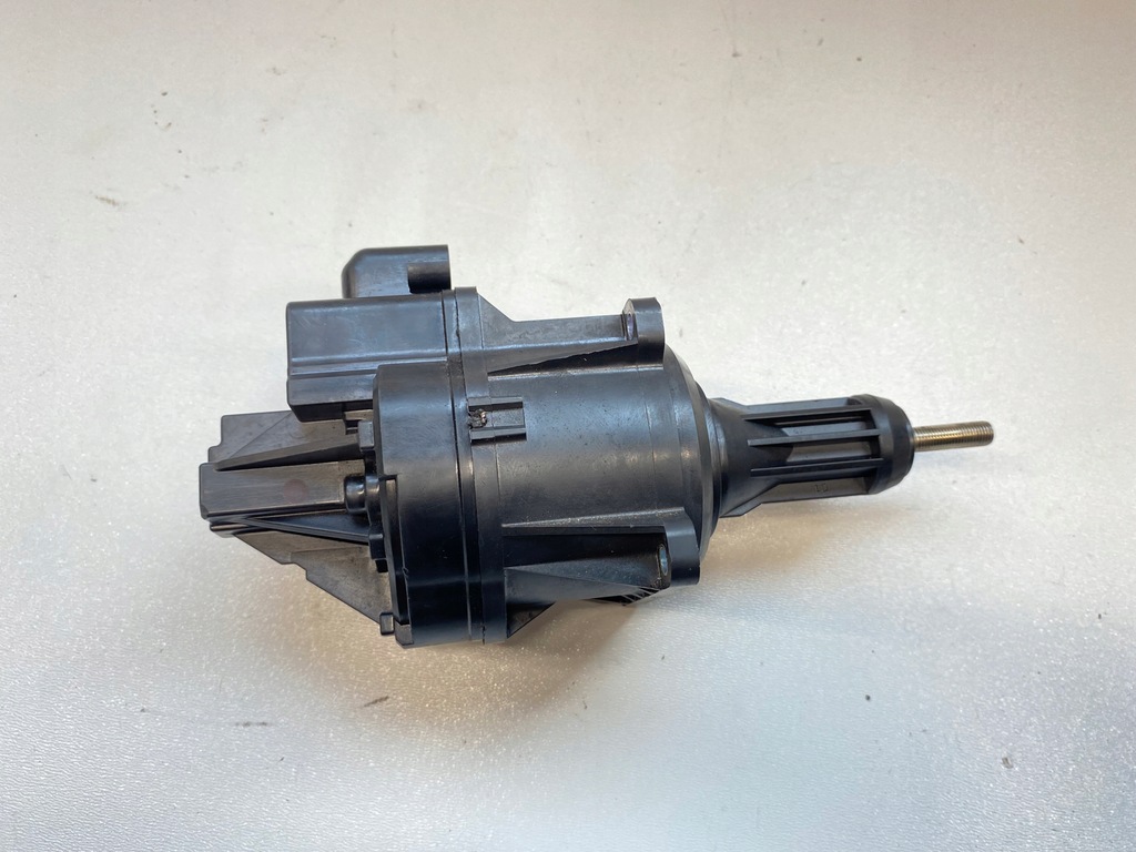 фото №1, Регулятор турбонагнетателя bmw m5 f90 m8 f92 f91