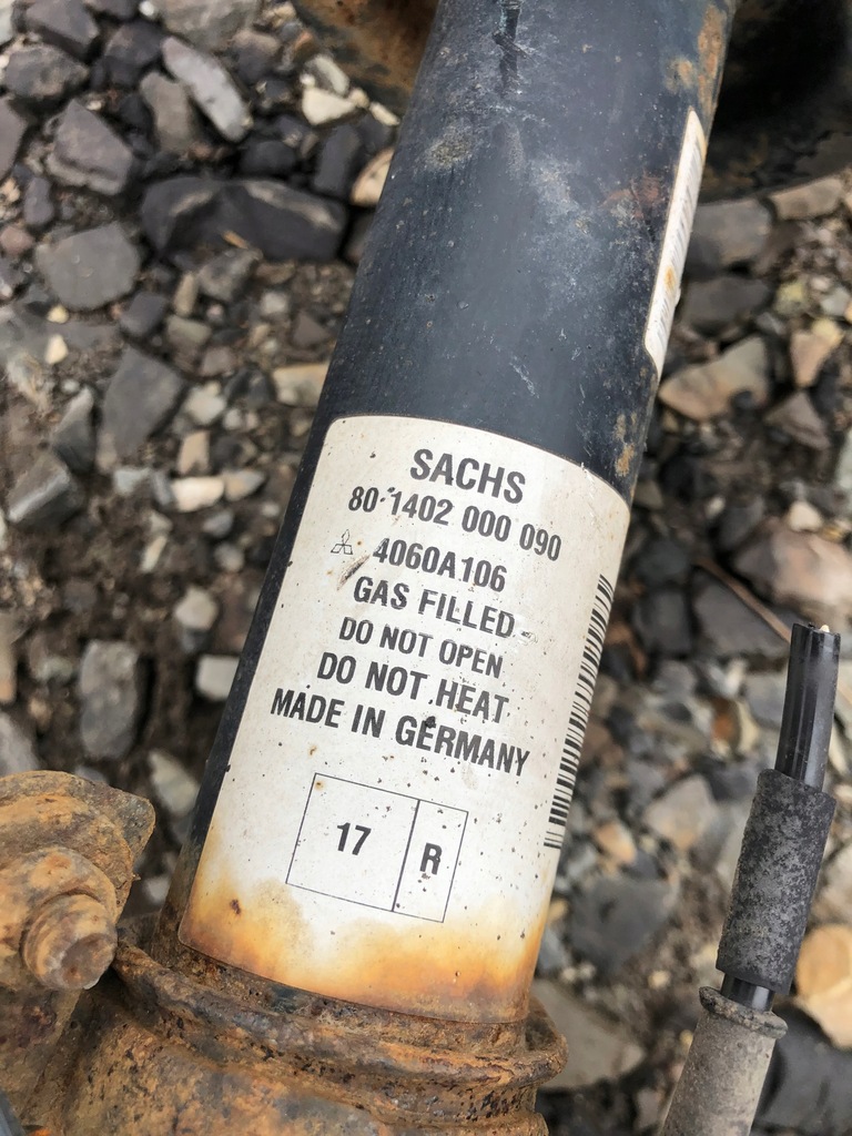 фото №6, Амортизационная стойка правый mitsubishi colt vi