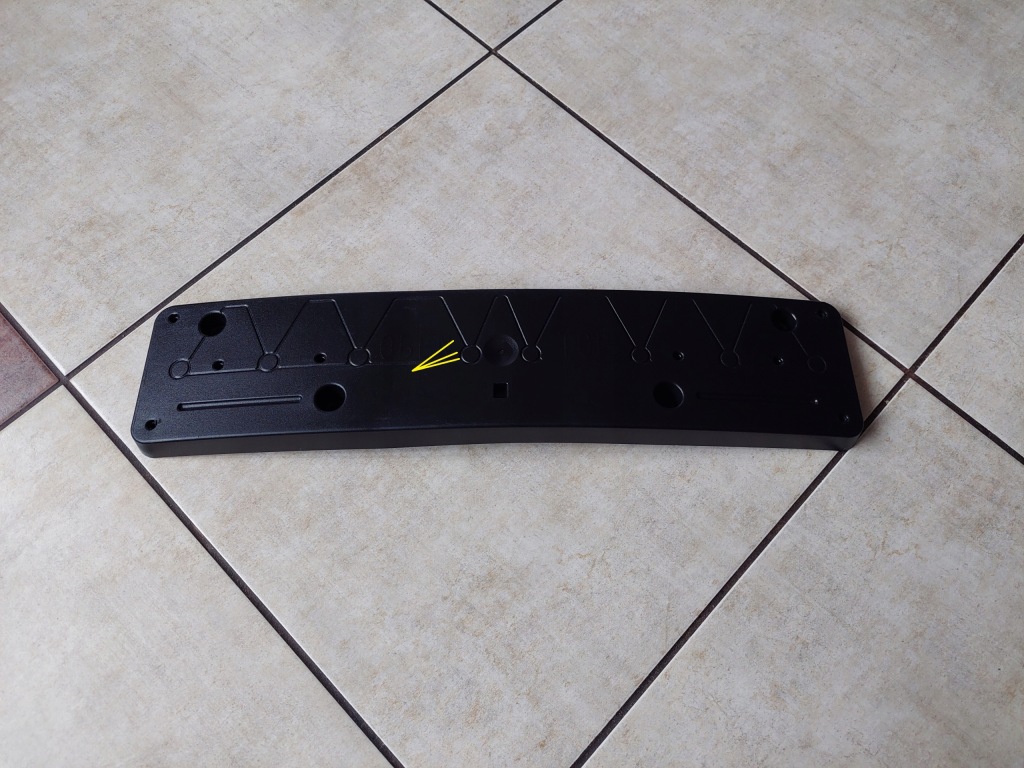 фото №1, Подкладка pod номерной знак - bmw 5 f10 f11