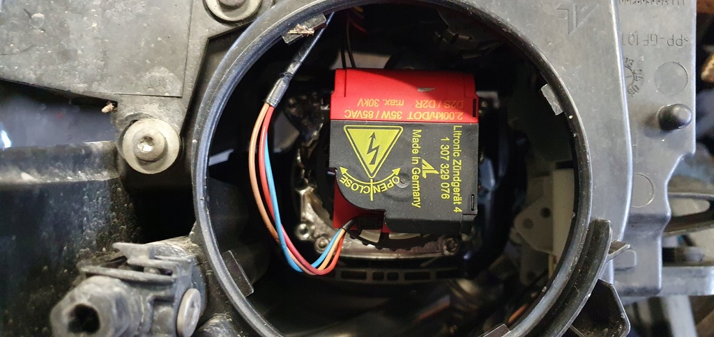 фото №11, Лампа перед правая citroen c6 i ксенон kompl org eu