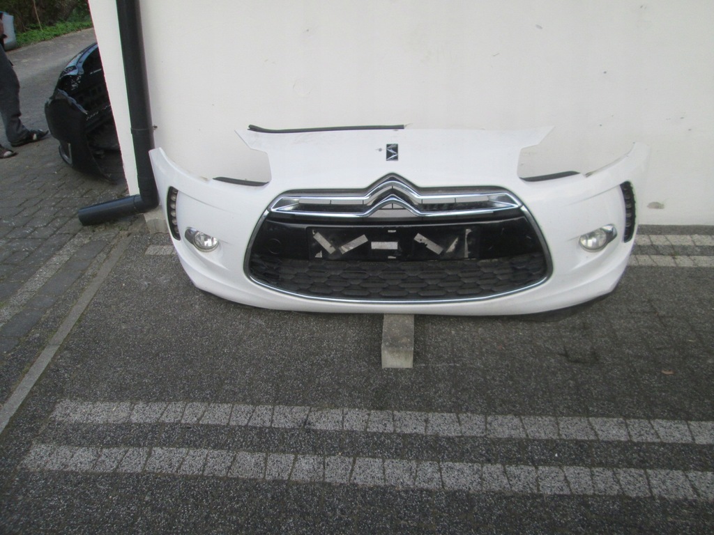 фото №1, Бампер передний kompletny citroen ds3 2010-14 ewp