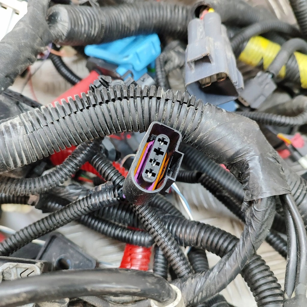 фото №6, Tesla model y 2023 другая жгут трубопровод / кабели