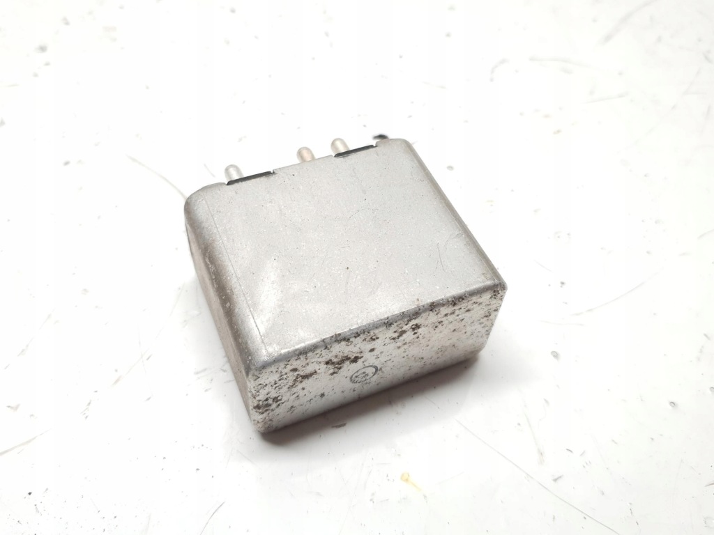 Купить Реле дворник mercedes-benz w123