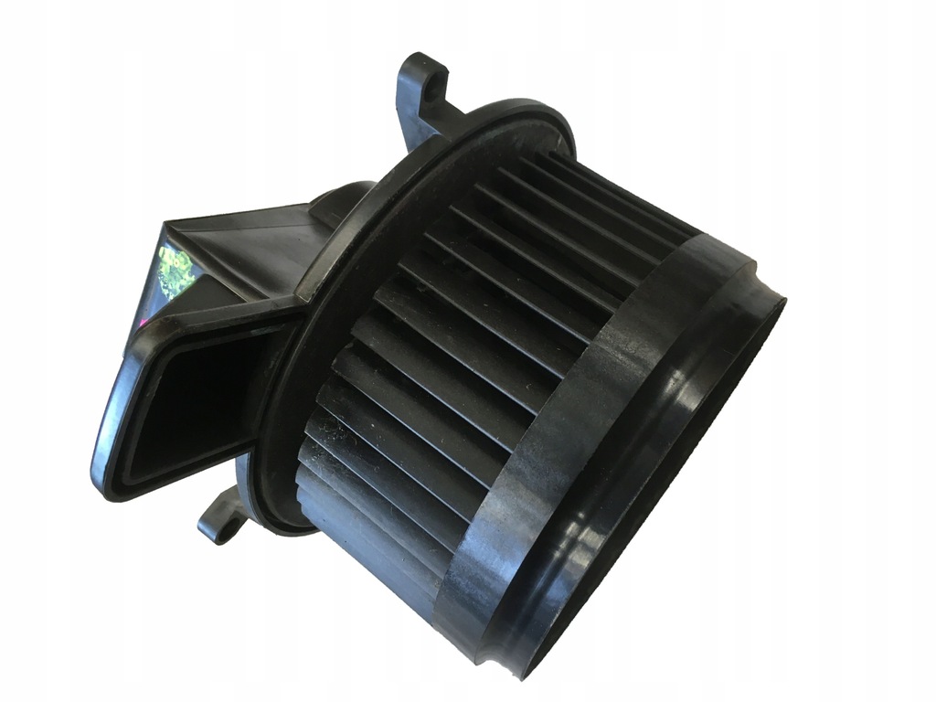 фото №1, Вентилятор отопителя maserati levante t6595004