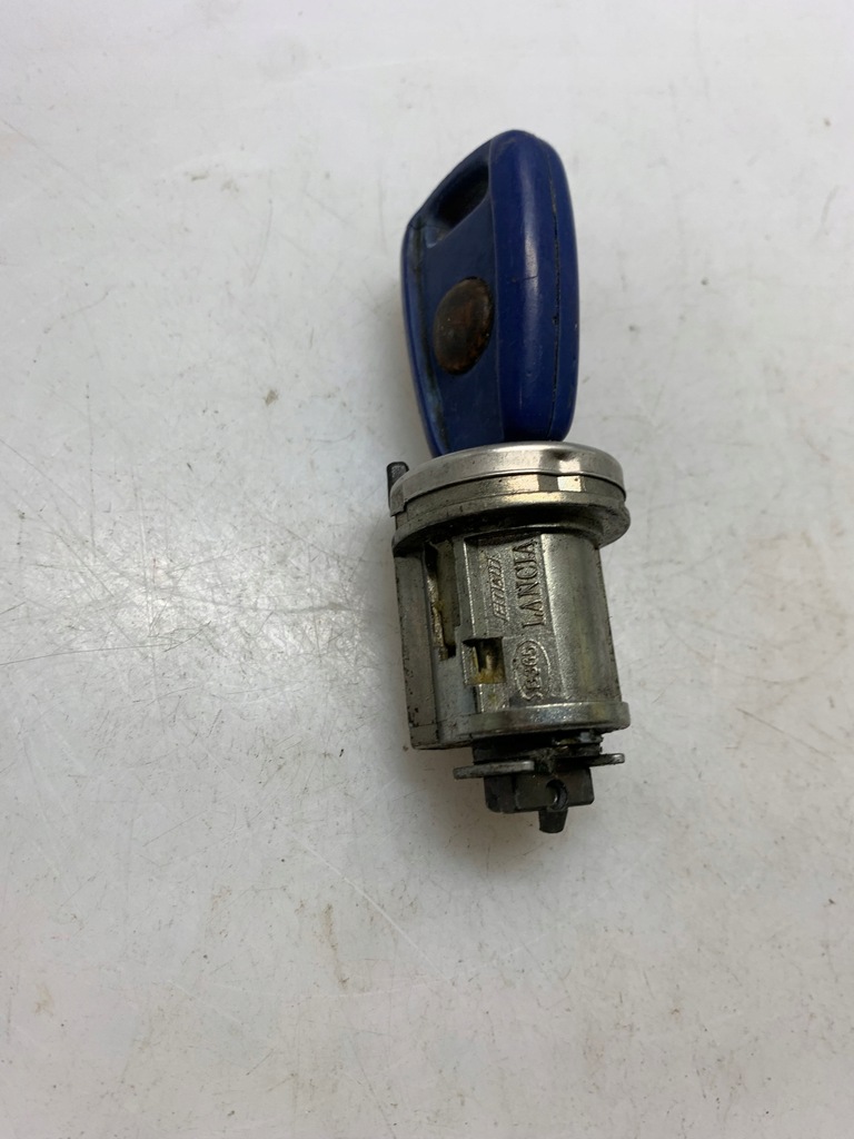 фото №1, Замок зажигания ключ fiat оригинальный номер 05521 b365