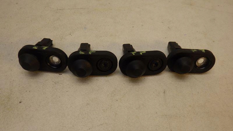 фото №1, Датчик доводчик дверь toyota rav4 v