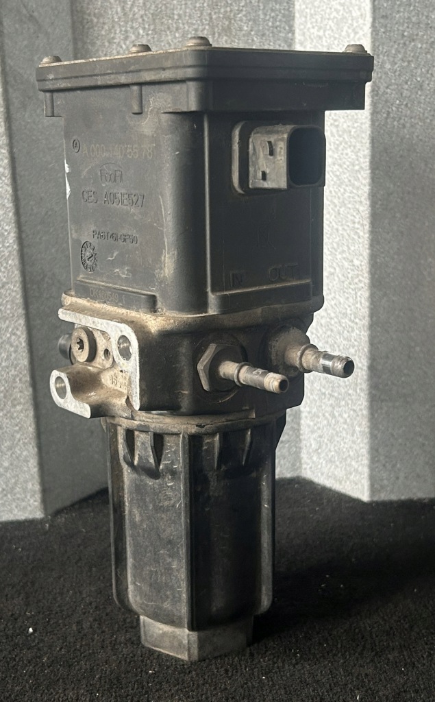 Купити Насос adblue ad blue mercedes actros mp4 a0001405578