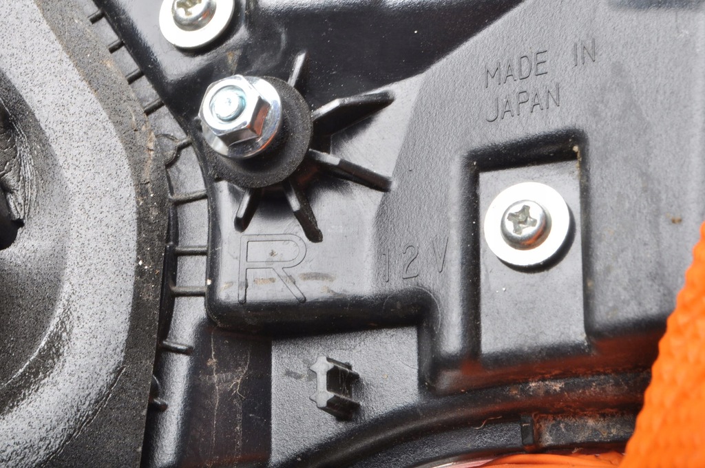 фото №12, Honda hr-v iii лампа права задня w кришка 2023