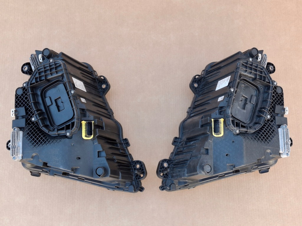 Volvo fh5 фара левый правый full led лампы комплект оригинал  24056511 24056510 Киев