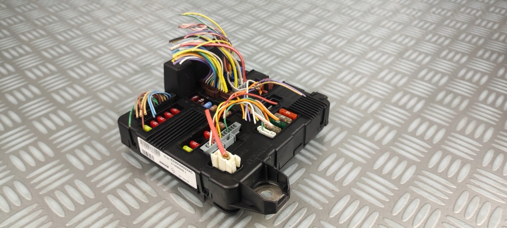 фото №1, 8200306032c s118399200f модуль bsi bsm upc x84 n2 renault megane ii scenic 2