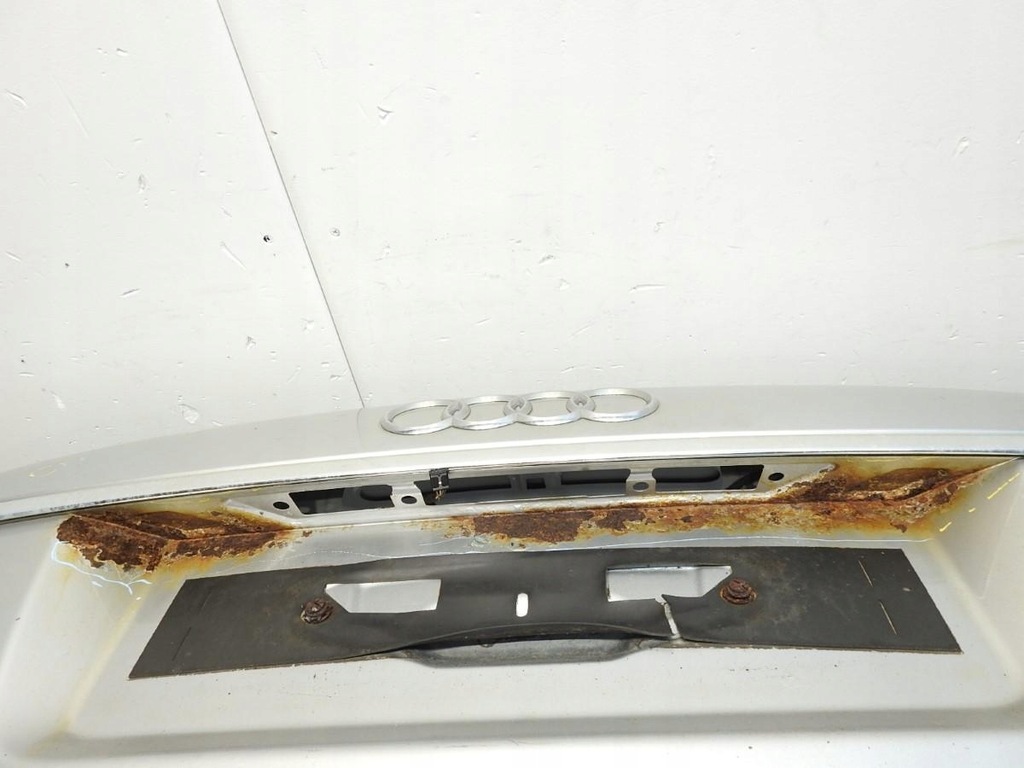 фото №4, Крышка багажника задняя задняя ly7w audi a6 c6