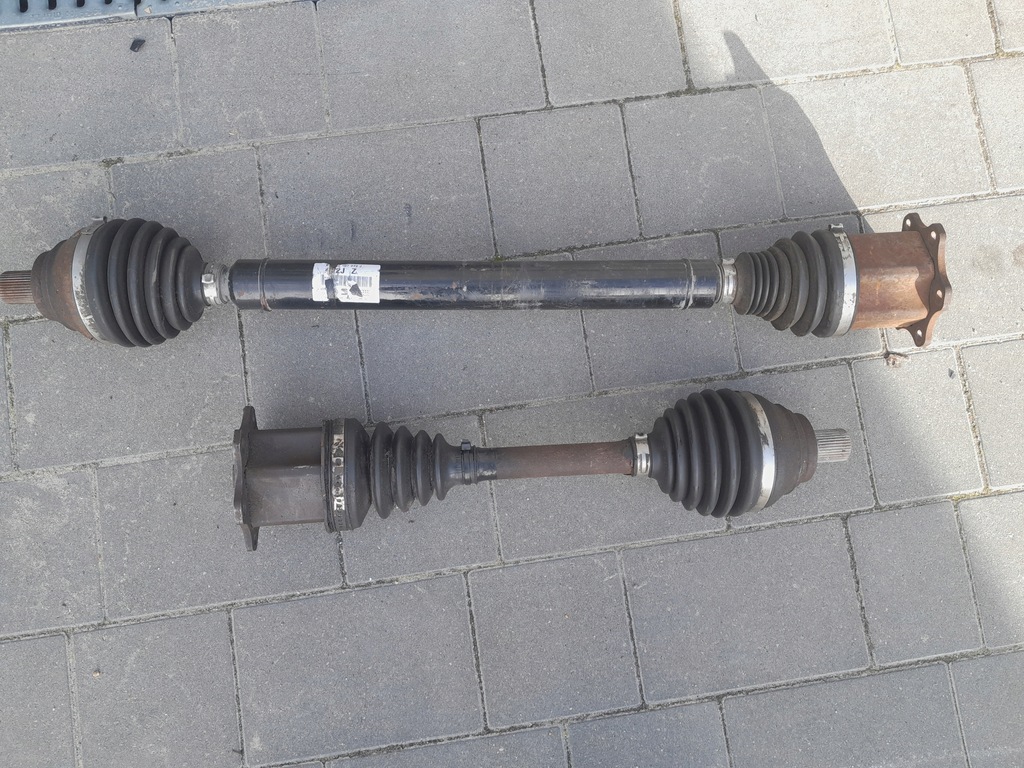 фото №1, Приводной вал левая 5q0407271m octavia iii 2.0 tdi dsg