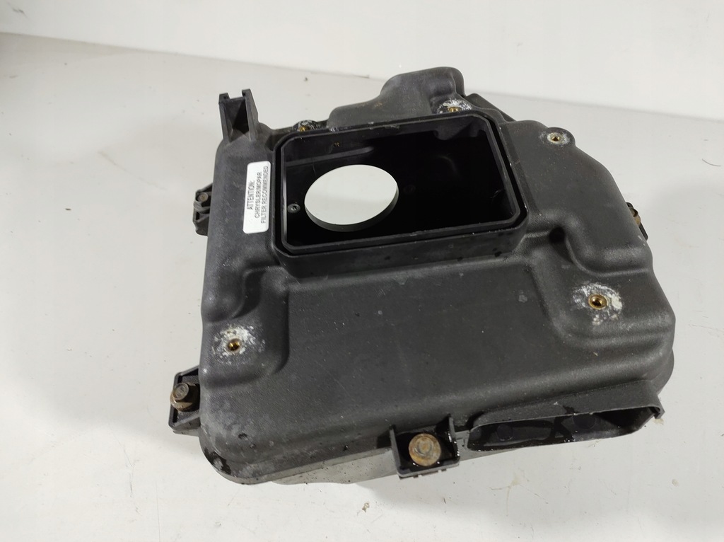 фото №13, Jeep compass 2.2d 13- корпус фильтра воздуха