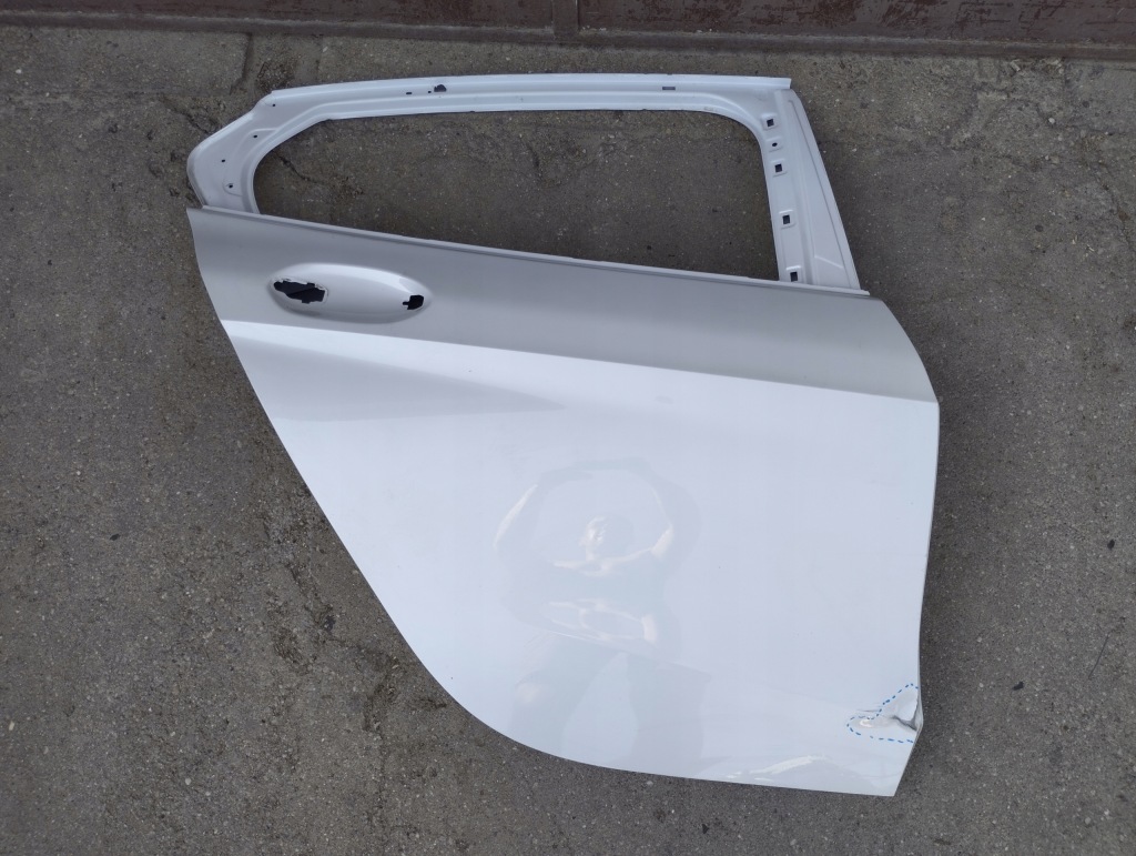 фото №1, Двері праве задня bmw 1 f40