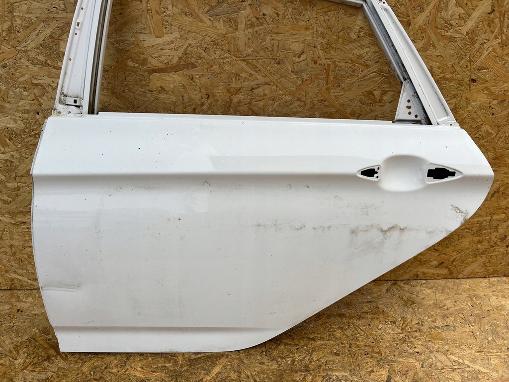 фото №15, Hyundai i40 i-40 kombi дверь задние задняя левая