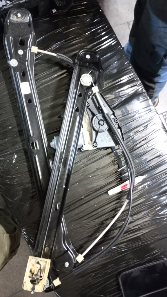 фото №1, Механизм подъёма стекло lp vw atlas 3cn837461a