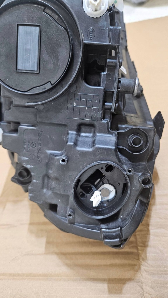 Лампа правая перед передняя mercedes eqa eqb full led a2439069000 Цена