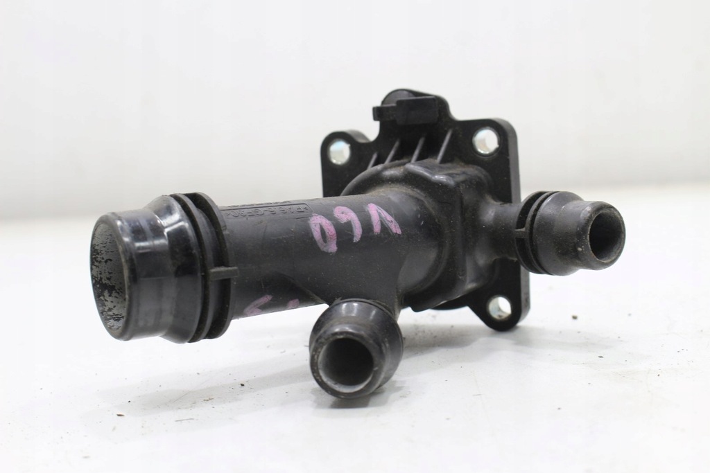 фото №11, Корпус термостата 31293556 volvo v60 2.0 d4