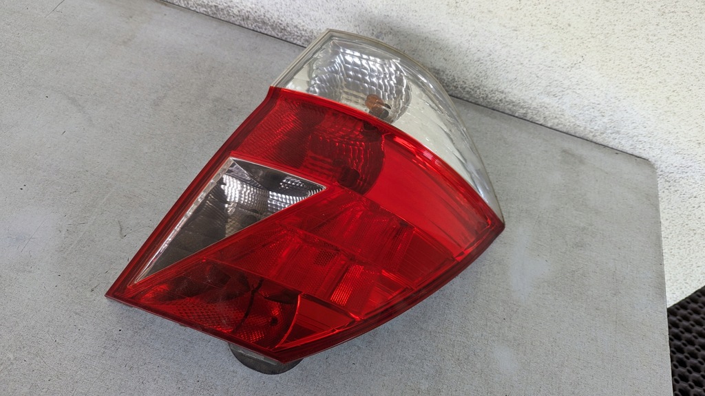 фото №1, Лампа задня задня права honda frv