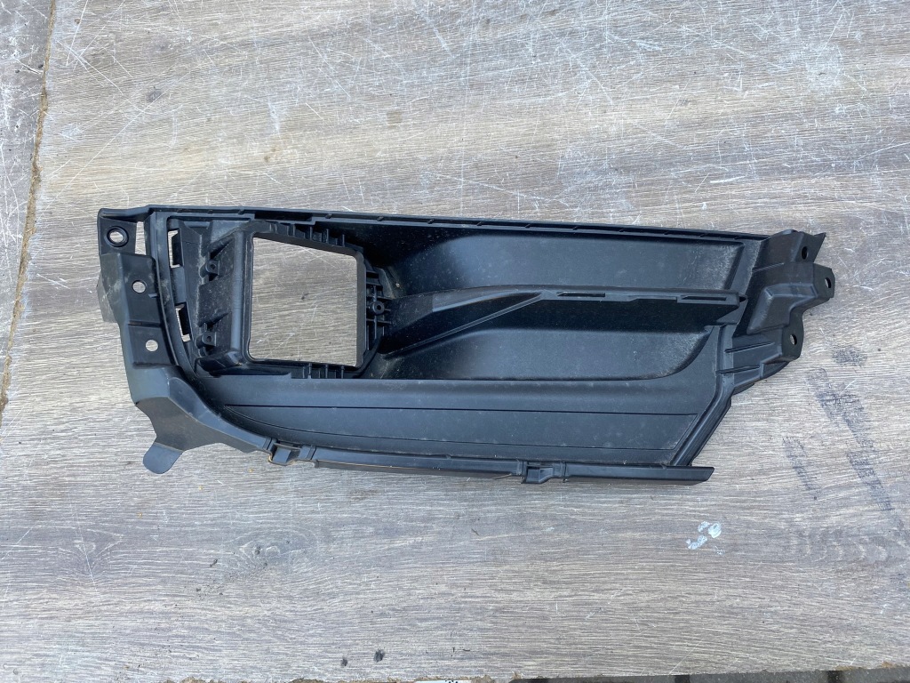 фото №1, Решітка бампера права porsche panamera 971 16- 971807486d