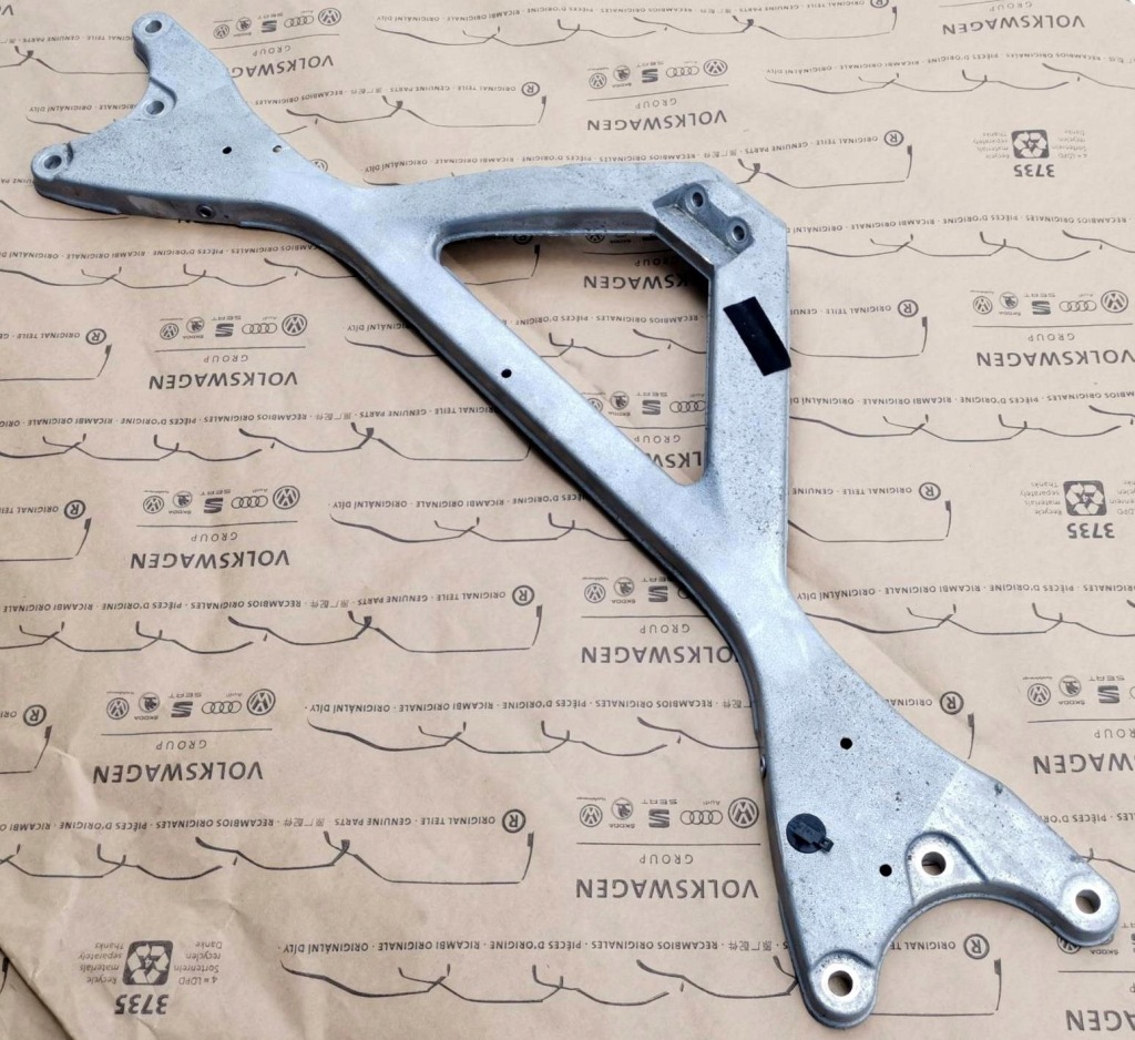 фото №10, Распорка усилитель чашка audi a8 d2 4h0806151c nowa оригинальная