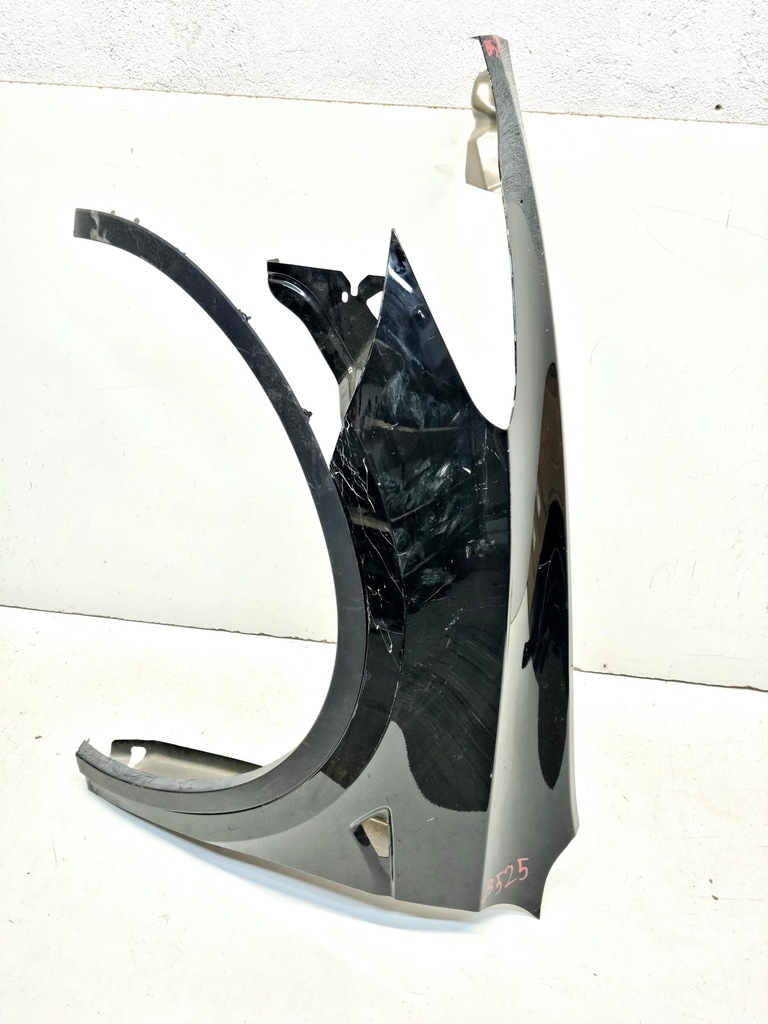 фото №1, Tesla y крыло перед передний левый