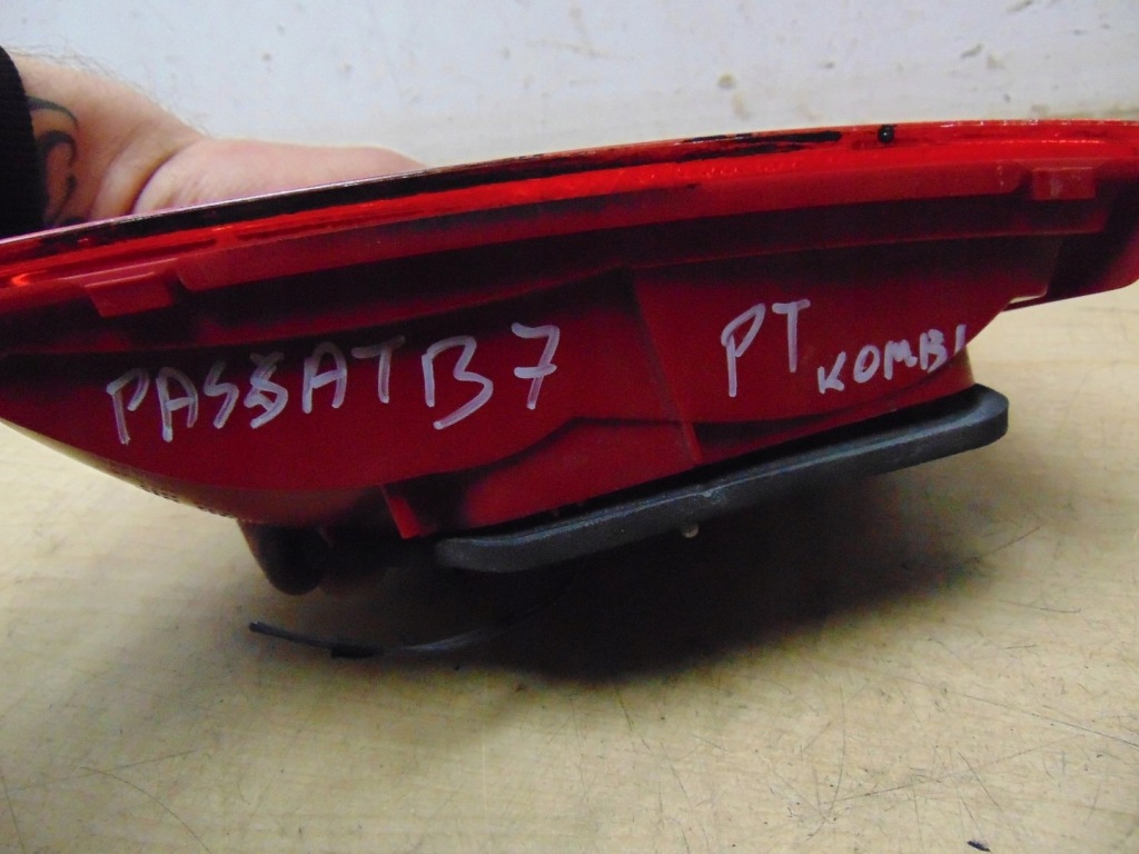 фото №16, Лампа правая задняя vw passat b7 kombi 3af945094c euro